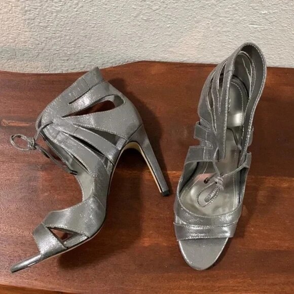 BCBGeneration Chierra Silver Pewter Cut Out Peep Toe Heels 10 - Picture 9 of 13